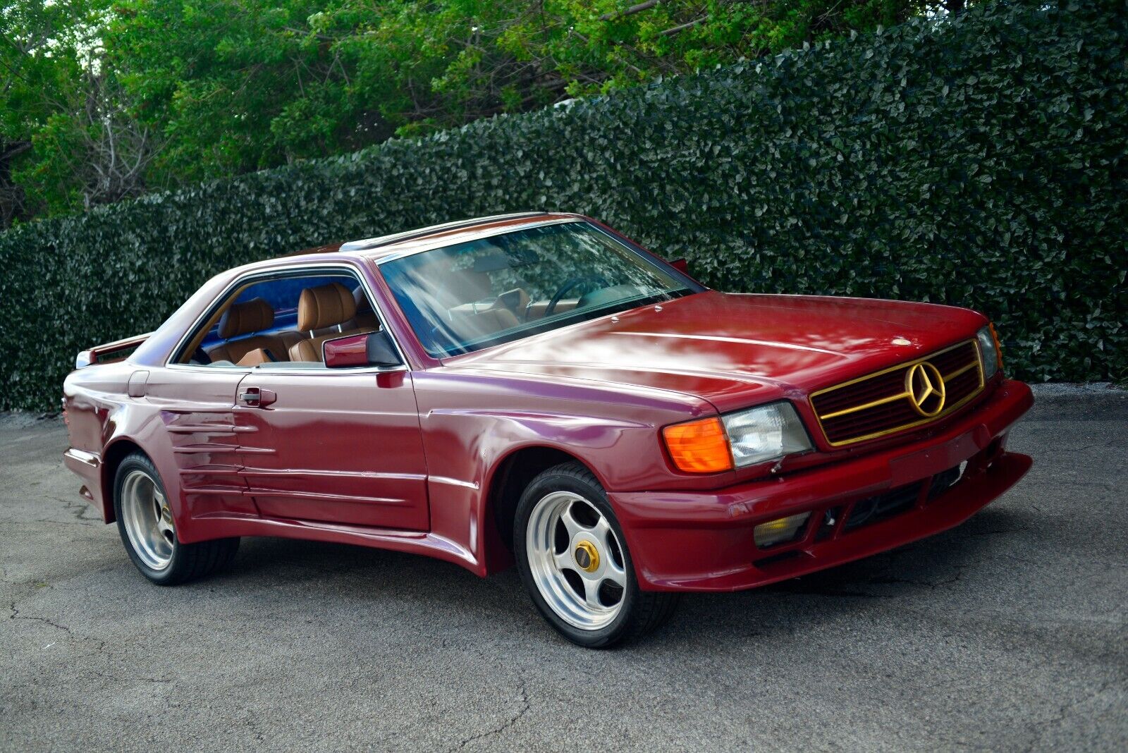 Mercedes-Benz-500-Series-1983-Coupe