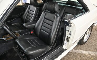 Mercedes-Benz-500-Series-1985-2D-25