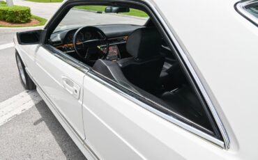 Mercedes-Benz-500-Series-1985-2D-8