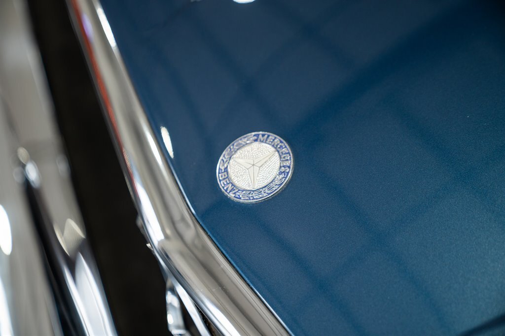 Mercedes-Benz-500-Series-1986-2d-Coupe-Roadster-15