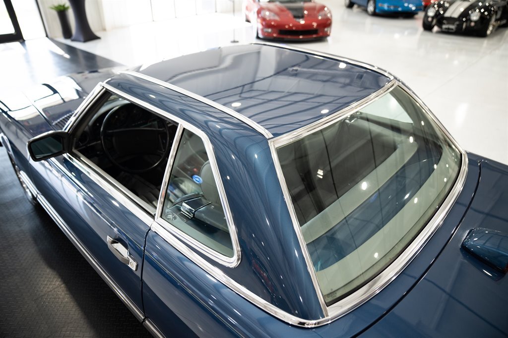 Mercedes-Benz-500-Series-1986-2d-Coupe-Roadster-24