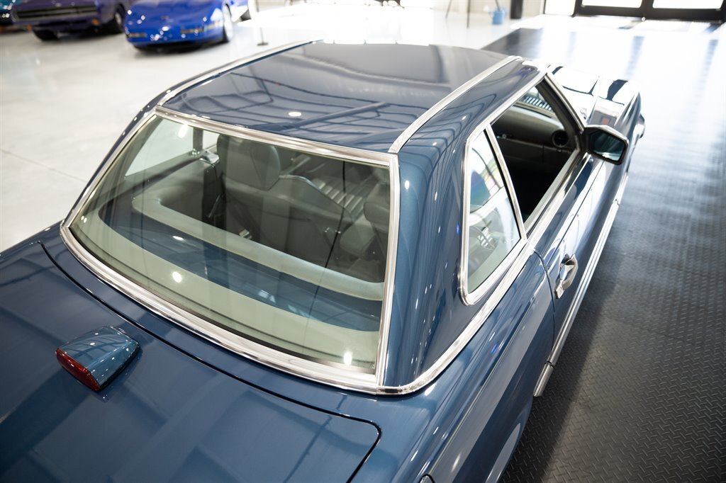 Mercedes-Benz-500-Series-1986-2d-Coupe-Roadster-25