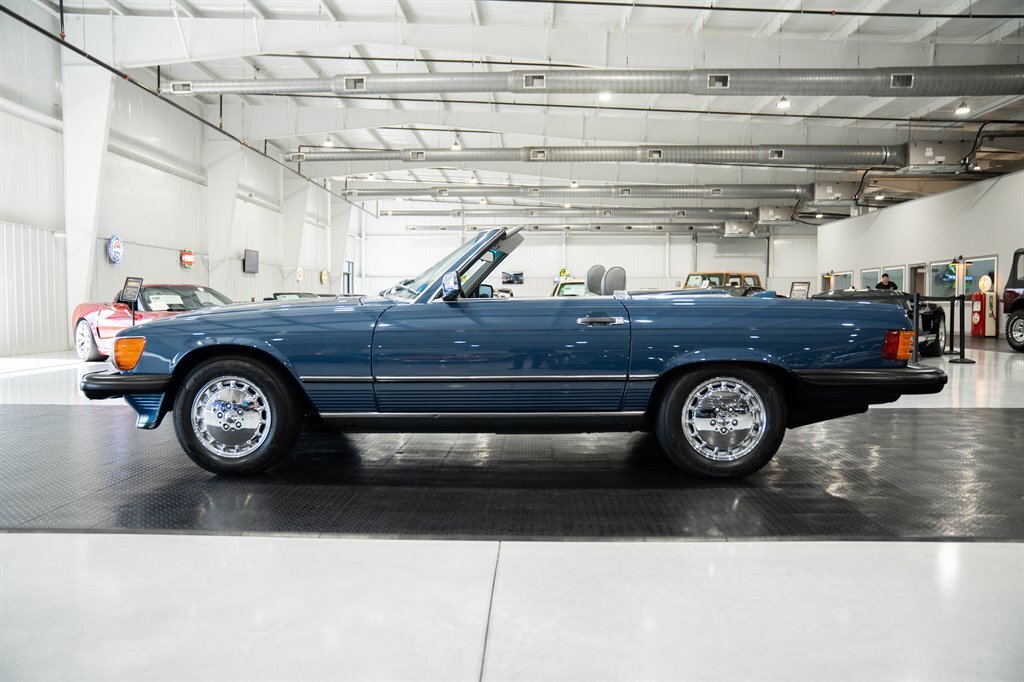 Mercedes-Benz-500-Series-1986-2d-Coupe-Roadster-26