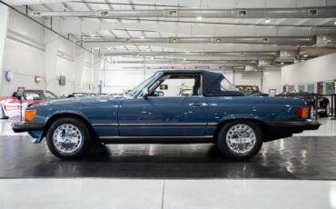 Mercedes-Benz-500-Series-1986-2d-Coupe-Roadster-30