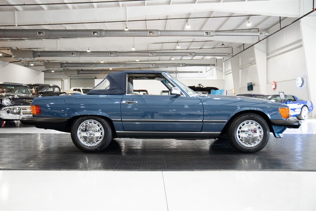 Mercedes-Benz-500-Series-1986-2d-Coupe-Roadster-33