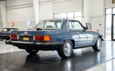 Mercedes-Benz-500-Series-1986-2d-Coupe-Roadster-6