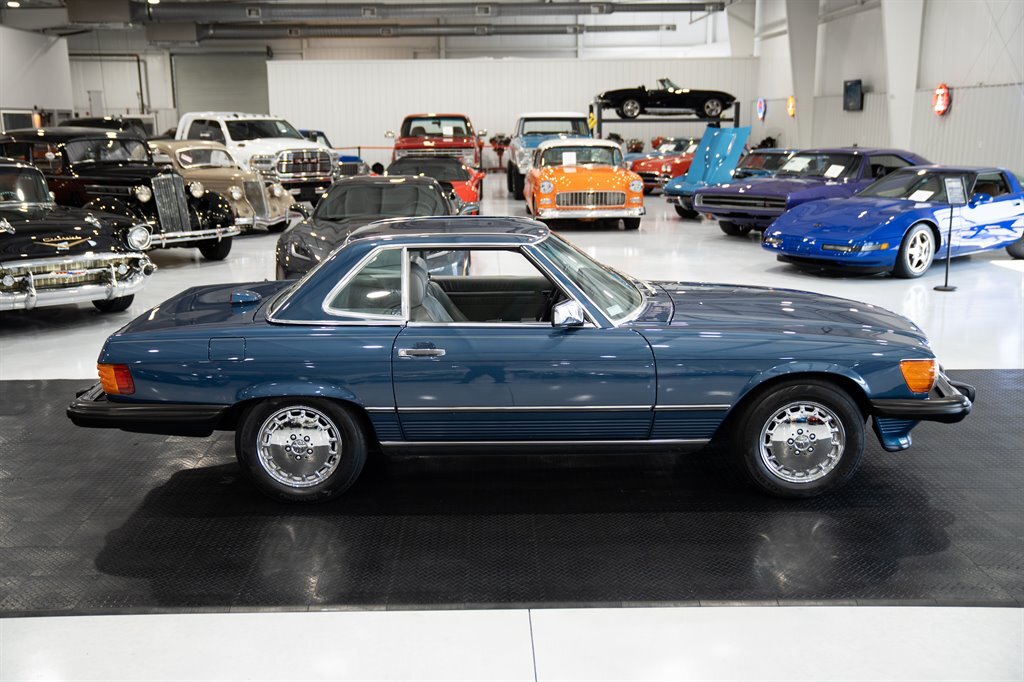Mercedes-Benz-500-Series-1986-2d-Coupe-Roadster-8