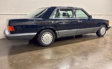Mercedes-Benz-500-Series-1987-12