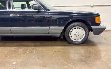 Mercedes-Benz-500-Series-1987-16