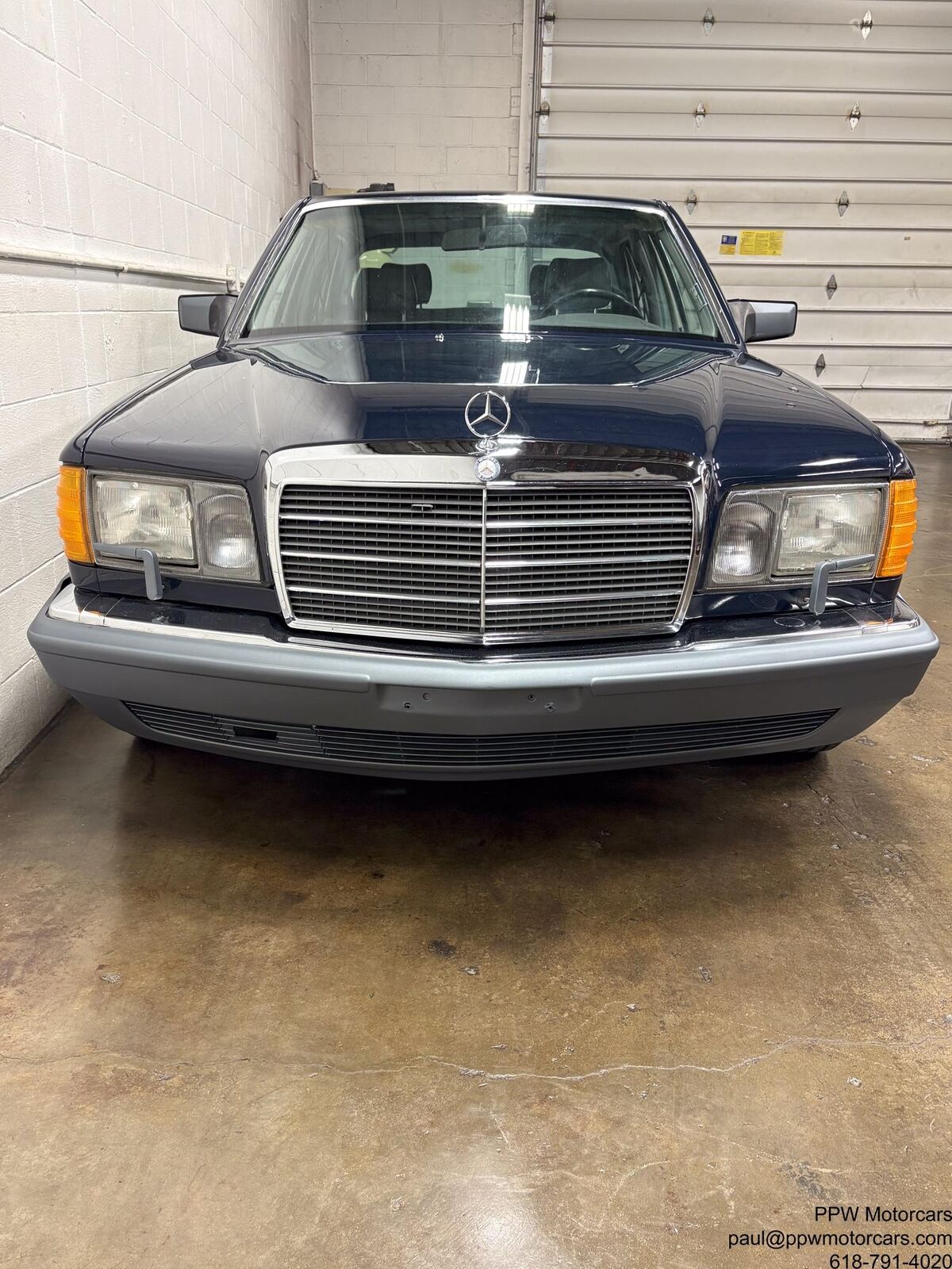 Mercedes-Benz-500-Series-1987-20