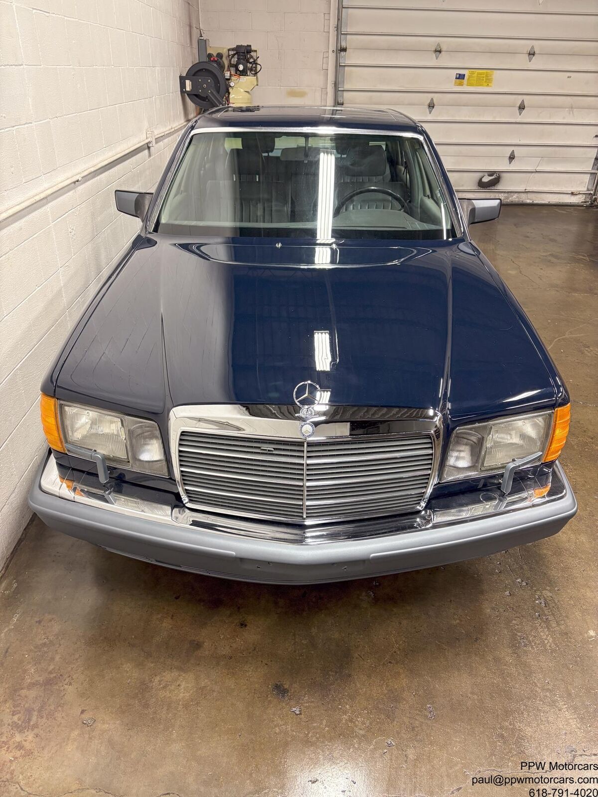 Mercedes-Benz-500-Series-1987-21