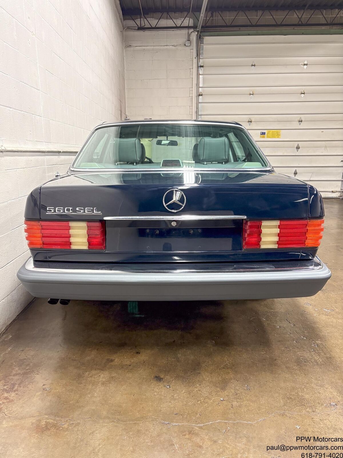 Mercedes-Benz-500-Series-1987-25