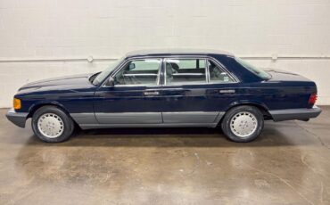 Mercedes-Benz-500-Series-1987-3