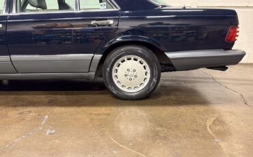 Mercedes-Benz-500-Series-1987-6