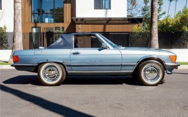 Mercedes-Benz-500-Series-1987-Convertible-2
