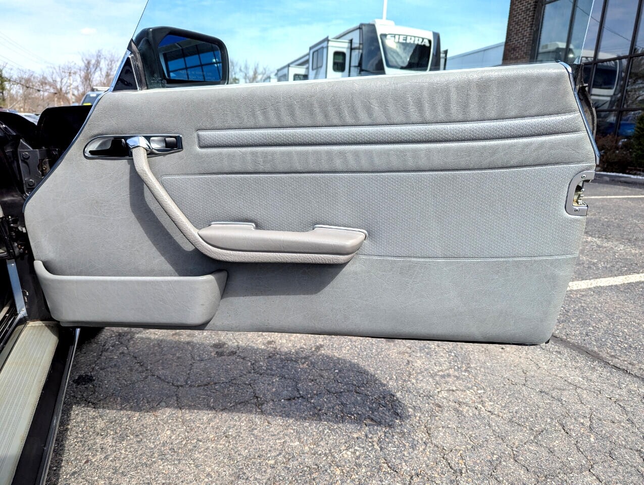 Mercedes-Benz-500-Series-1987-Convertible-27