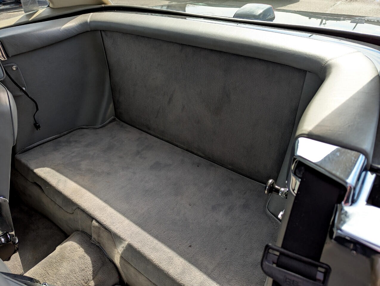Mercedes-Benz-500-Series-1987-Convertible-33