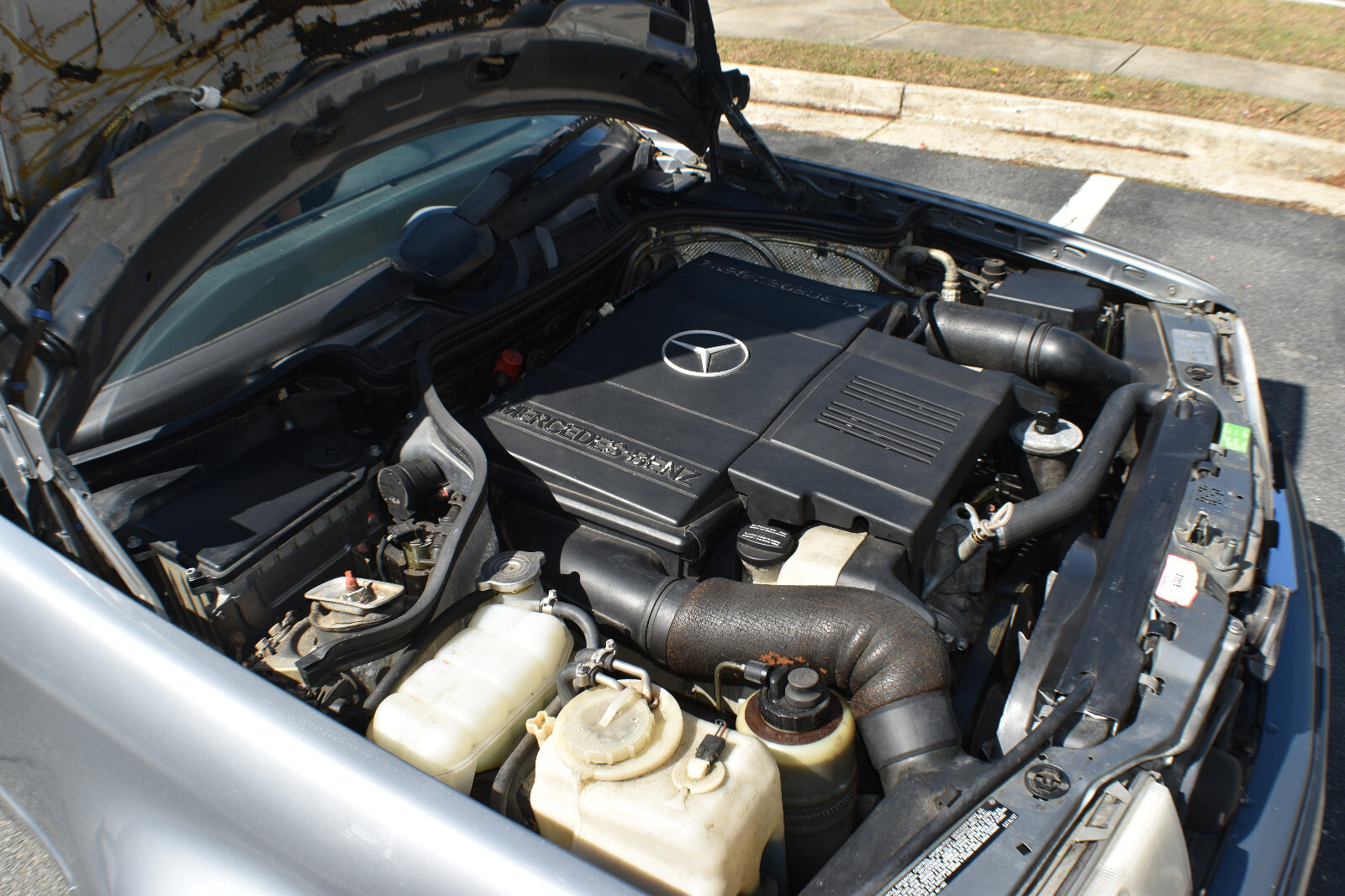 Mercedes-Benz-500-Series-1992-Sedan-12