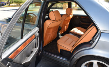 Mercedes-Benz-500-Series-1992-Sedan-19