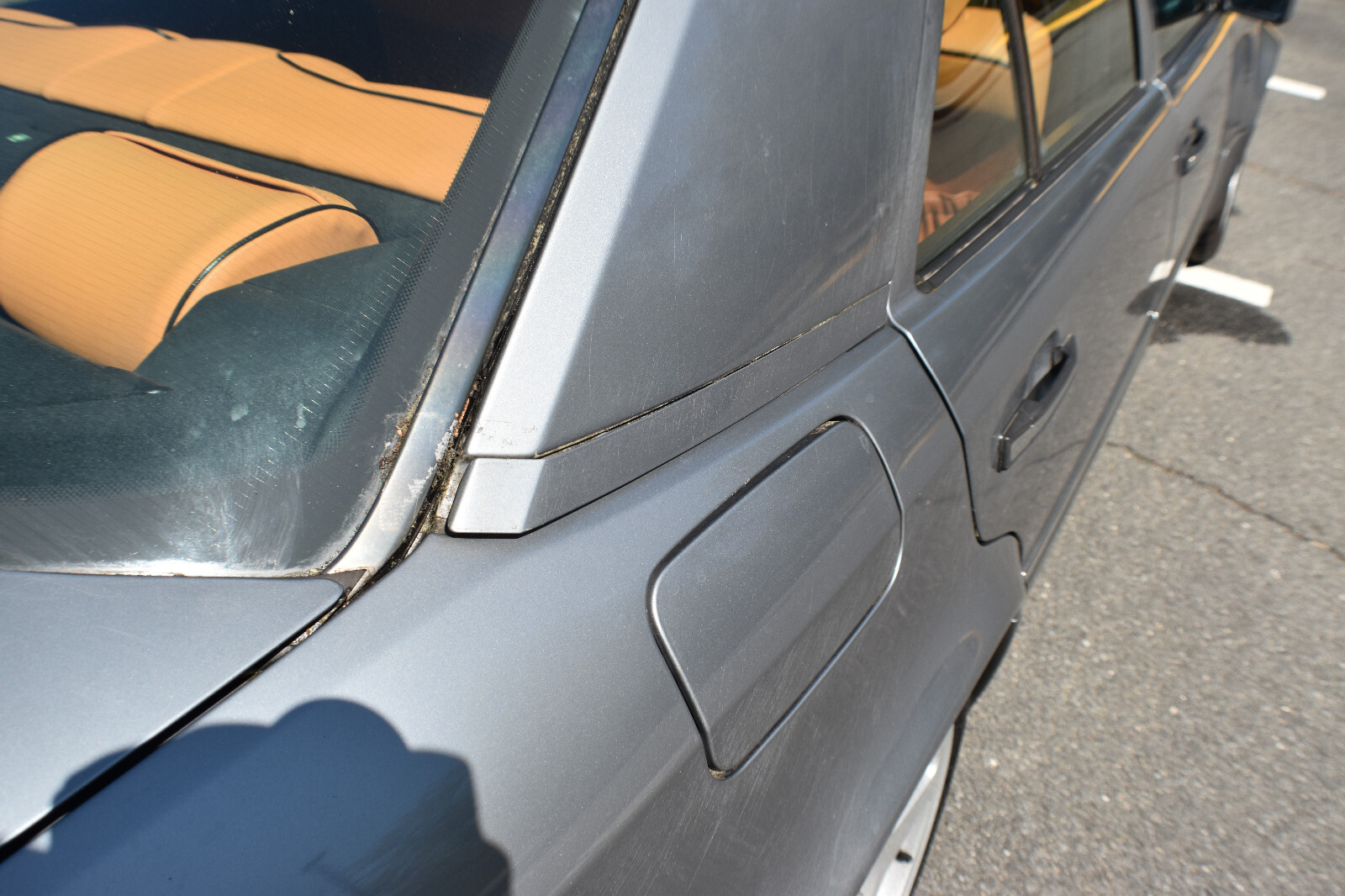 Mercedes-Benz-500-Series-1992-Sedan-38