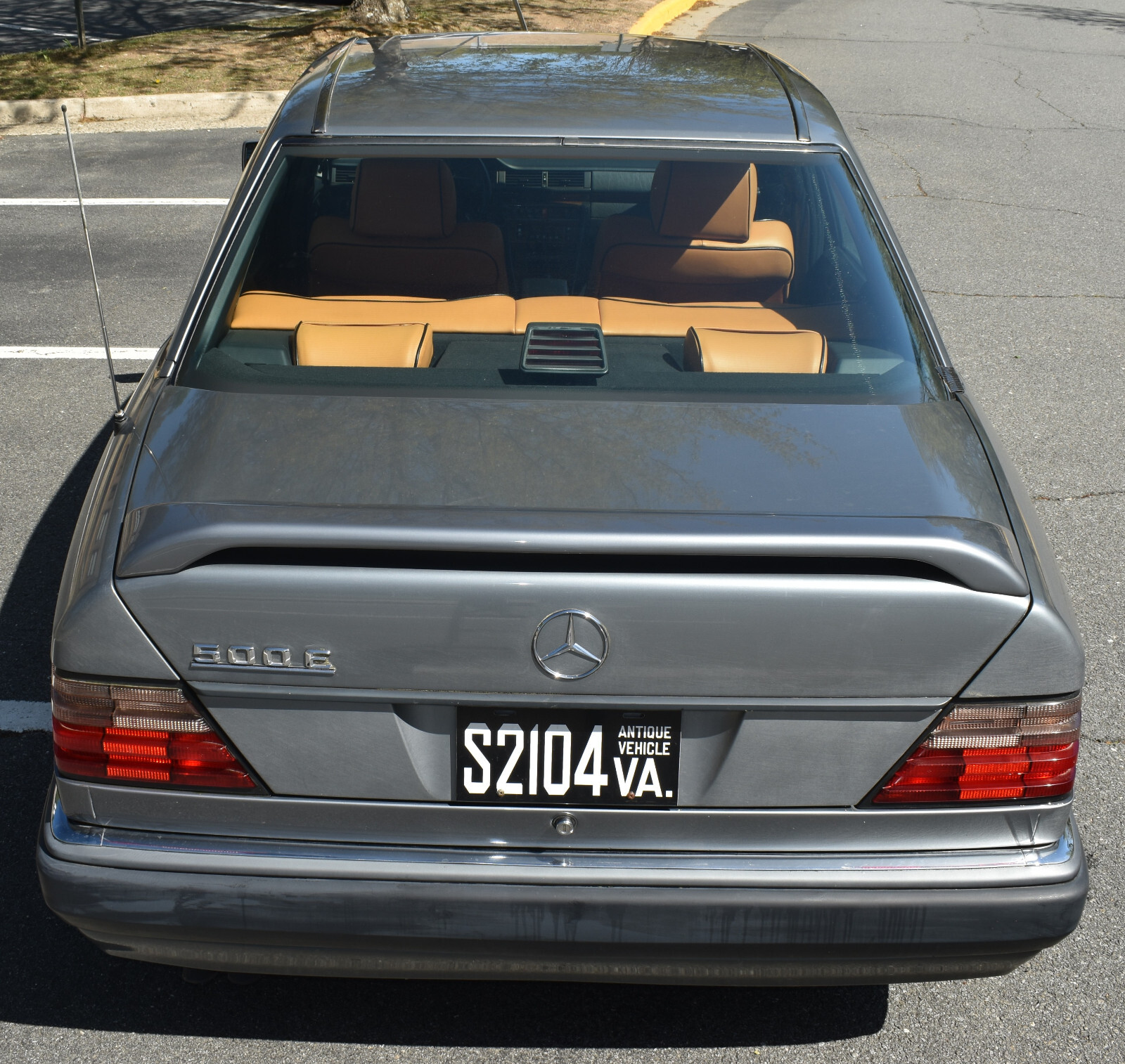 Mercedes-Benz-500-Series-1992-Sedan-7