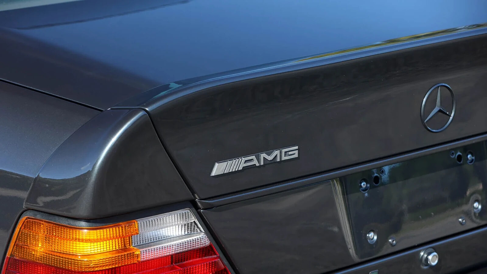 Mercedes-Benz-500-Series-1993-Sedan-20