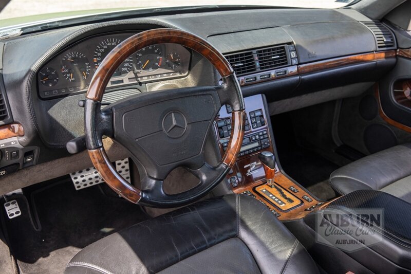 Mercedes-Benz-600-Series-1995-23