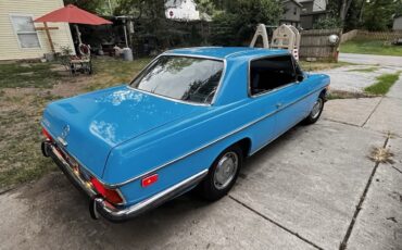 Mercedes-Benz-C-Class-1972-Coupe-19