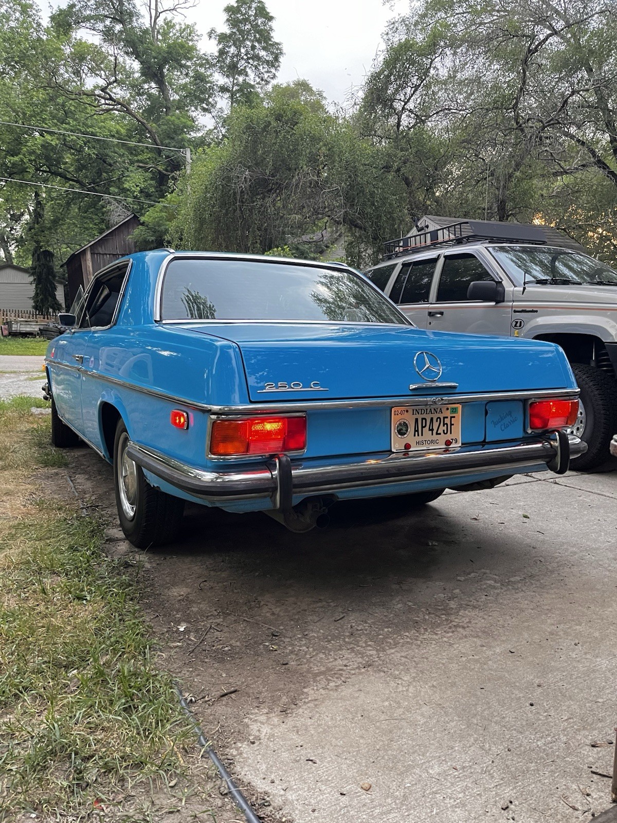 Mercedes-Benz-C-Class-1972-Coupe-6