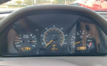 Mercedes-Benz-C-Class-1995-Sedan-17