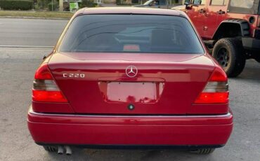 Mercedes-Benz-C-Class-1995-Sedan-3