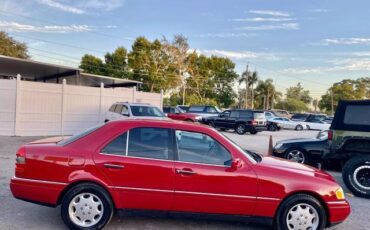 Mercedes-Benz-C-Class-1995-Sedan-5