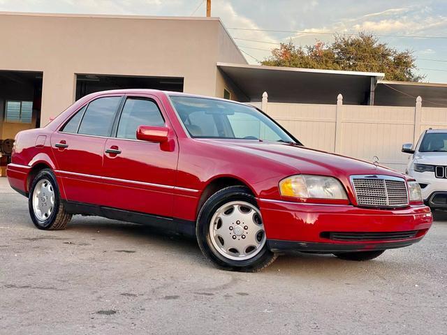 Mercedes-Benz-C-Class-1995-Sedan-6