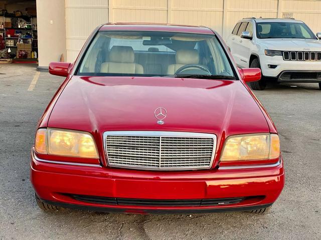 Mercedes-Benz-C-Class-1995-Sedan-7