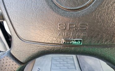 Mercedes-Benz-E-Class-1994-Sedan-19