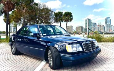 Mercedes-Benz-E-Class-1994-Sedan