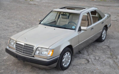 Mercedes-Benz E-Class 1995 Sedan