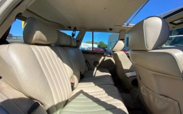 Mercedes-Benz-E-Class-1995-Wagon-11