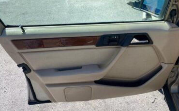 Mercedes-Benz-E-Class-1995-Wagon-22