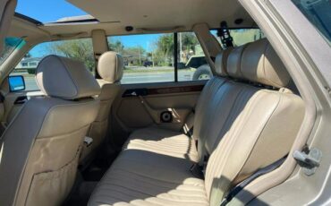 Mercedes-Benz-E-Class-1995-Wagon-23