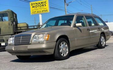 Mercedes-Benz-E-Class-1995-Wagon-26