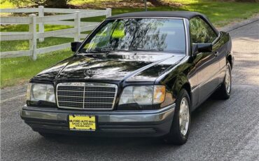 Mercedes-Benz-E320-Cabriolet-1994-16