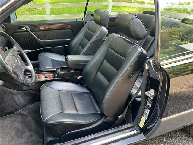 Mercedes-Benz-E320-Cabriolet-1994-20