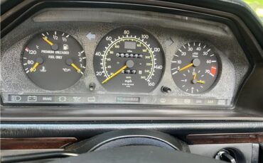 Mercedes-Benz-E320-Cabriolet-1994-24