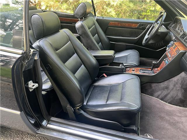 Mercedes-Benz-E320-Cabriolet-1994-28