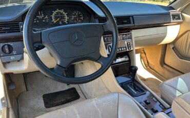 Mercedes-Benz-E320-Convertible-1995-Convertible-14