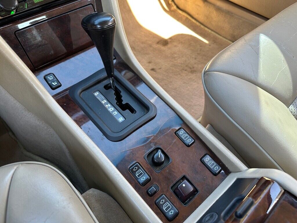Mercedes-Benz-E320-Convertible-1995-Convertible-19