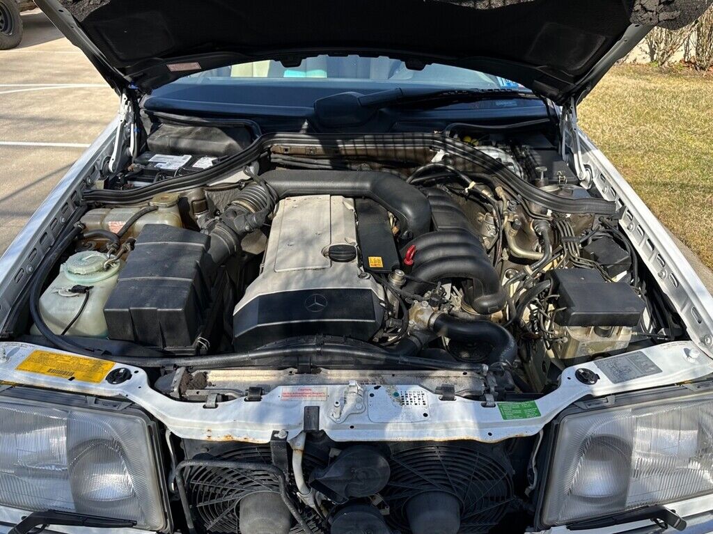 Mercedes-Benz-E320-Convertible-1995-Convertible-27