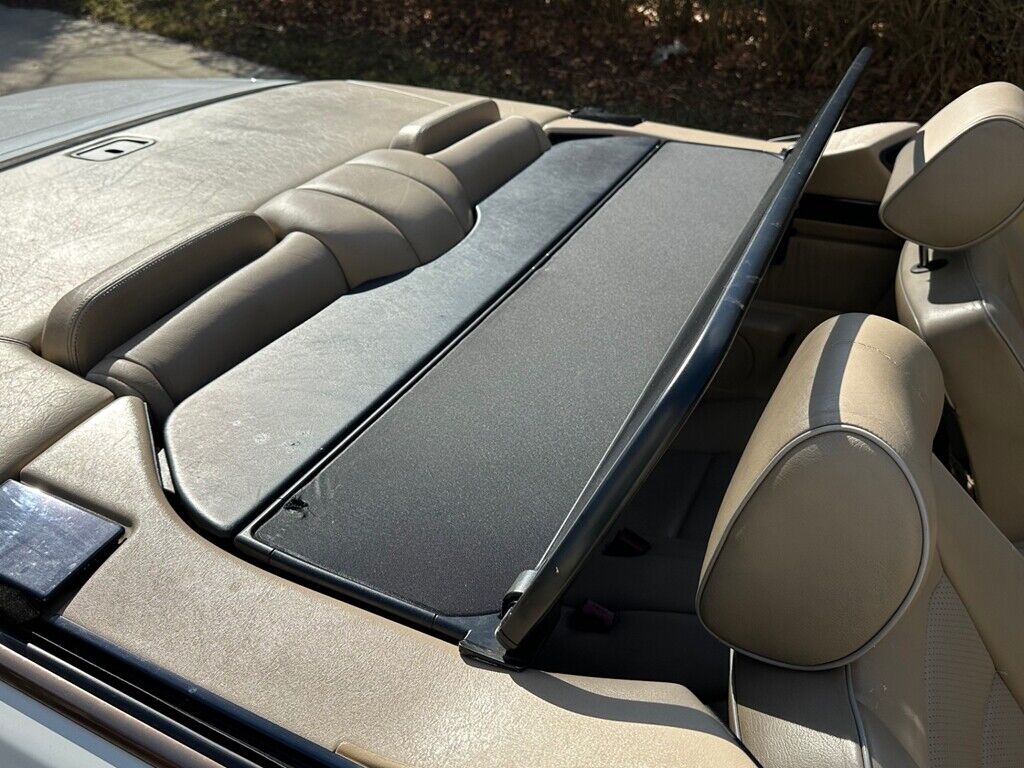 Mercedes-Benz-E320-Convertible-1995-Convertible-37