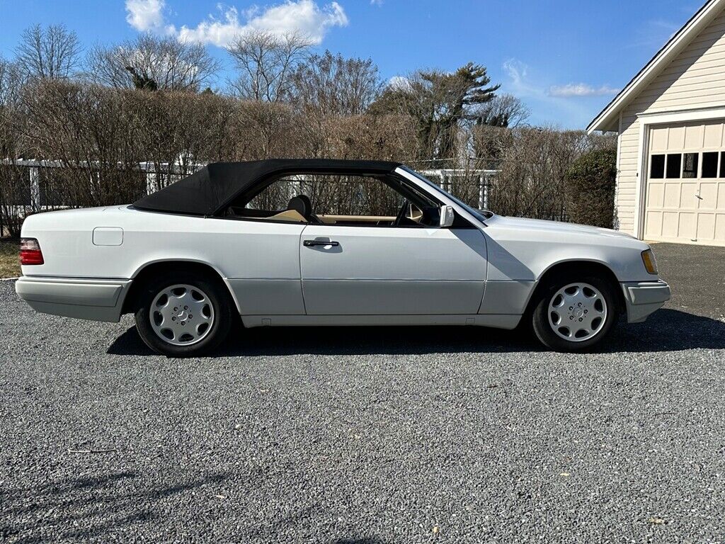 Mercedes-Benz-E320-Convertible-1995-Convertible-4